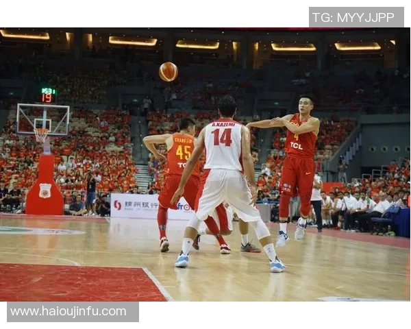 中国男篮红队迎战伊朗队力争在国际赛场上再创辉煌