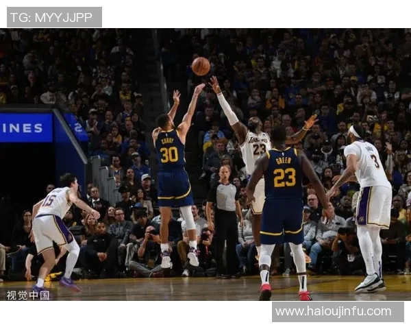 勇士与湖人今日精彩对决回放全程回顾与精彩瞬间分析